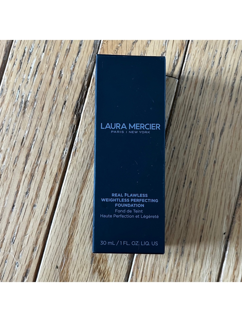 Laura Mercier Real Flawless Weightless Perfecting Foundation 1W1 Cashmere 30 mL